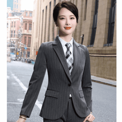 the ladies' fully canvassed custom tailored suit with 100% Super 230's merino wool