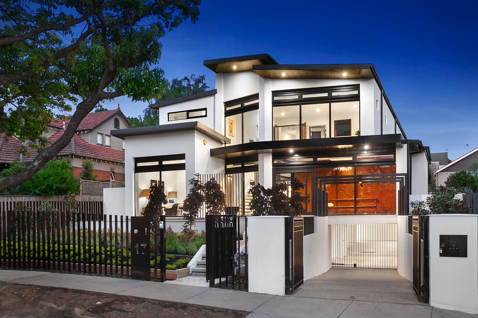 custom high tech homes with a 120 year warranty, made in China - Image 3