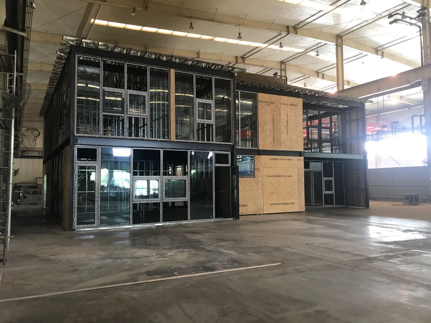 custom high tech homes with a 120 year warranty, made in China - Image 111